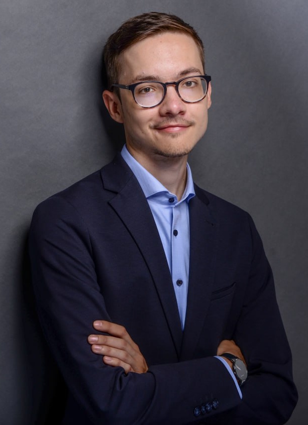 Lukas Roth